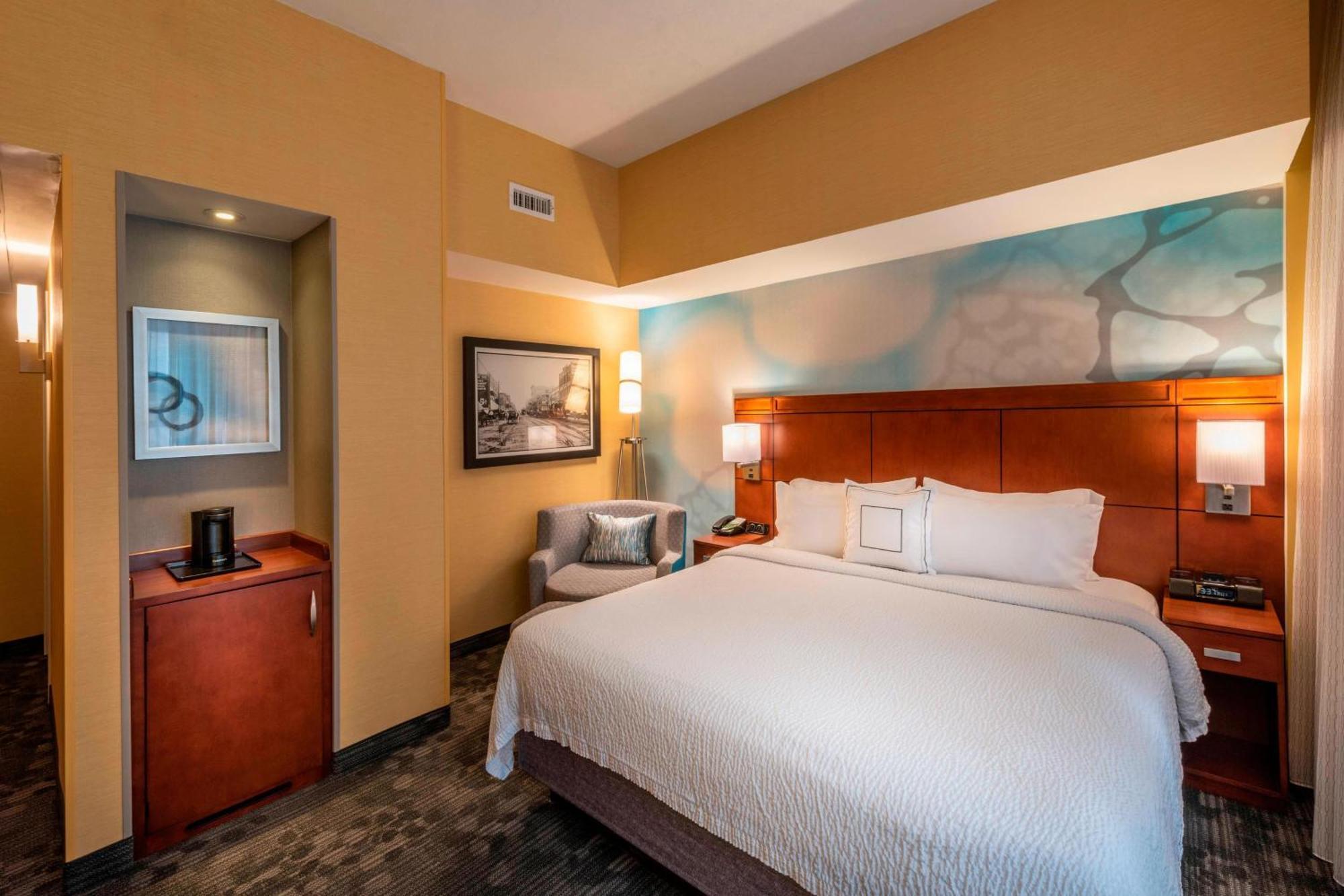 Hotel Courtyard By Marriott Tulsa Downtown Extérieur photo
